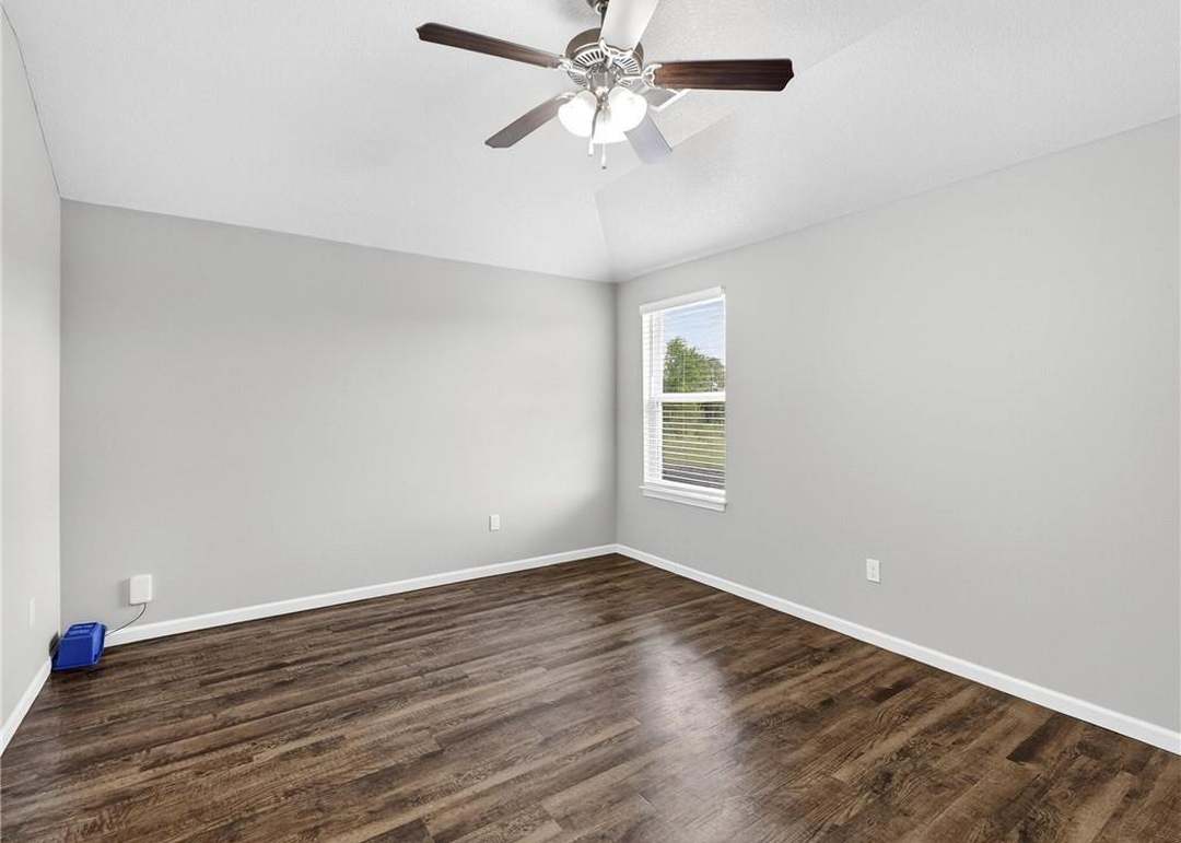 21736 Franklin Street — photo 5