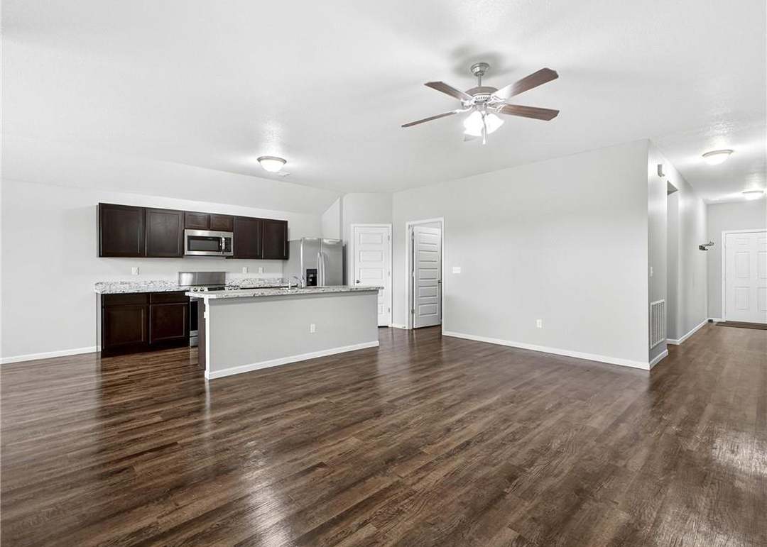 21736 Franklin Street — photo 10