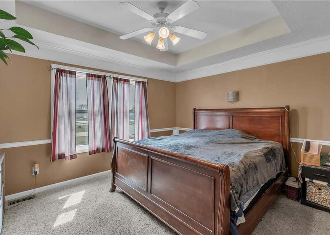 2181 Sierra Drive — photo 4