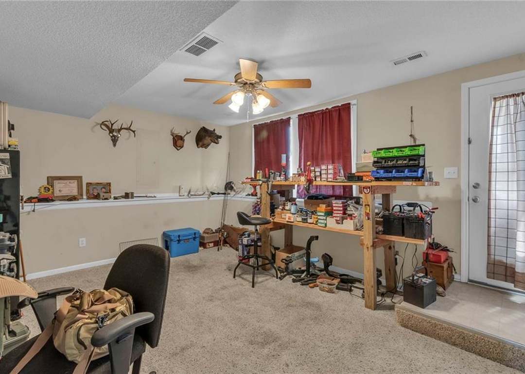 2181 Sierra Drive — photo 21