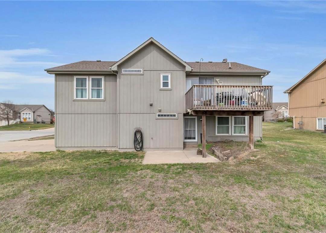 2181 Sierra Drive — photo 26