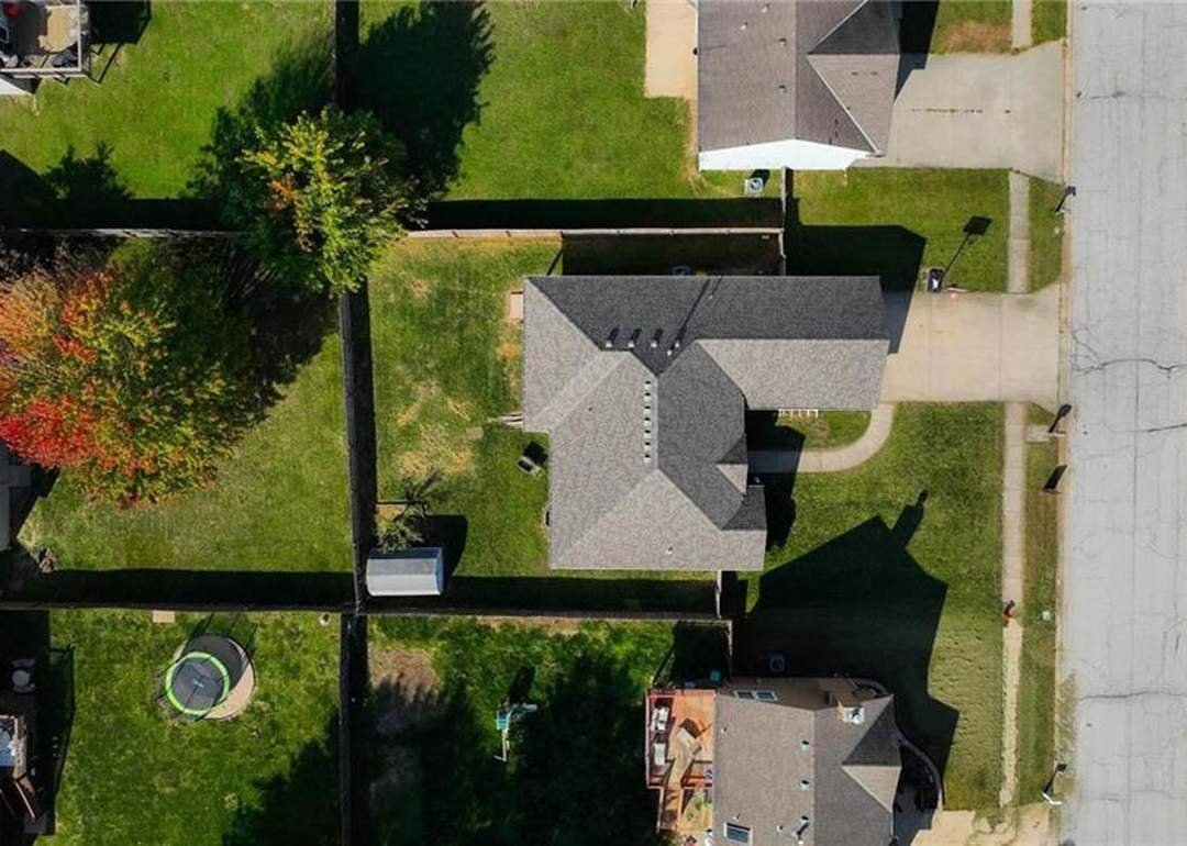 2237 NE Maybrook Drive — photo 10