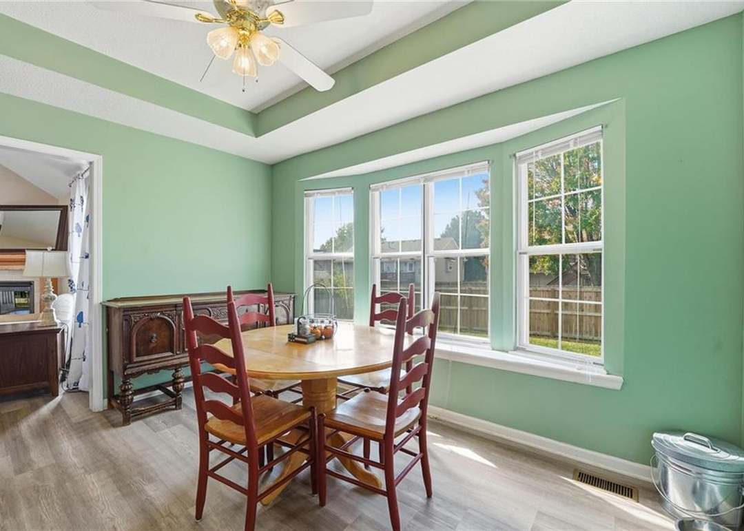 2237 NE Maybrook Drive — photo 16