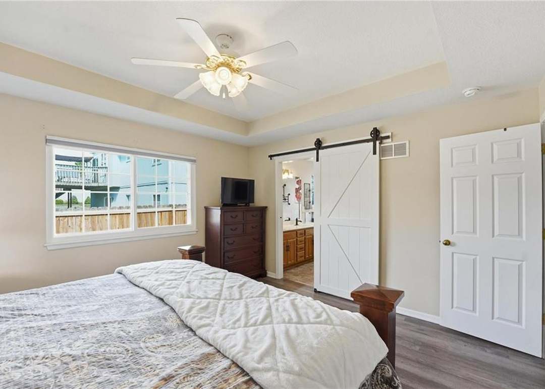 2237 NE Maybrook Drive — photo 20