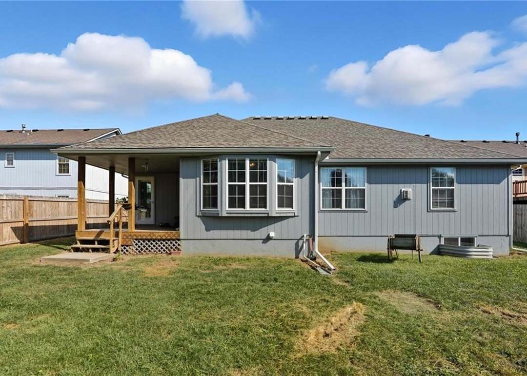 2237 NE Maybrook Drive — photo 28