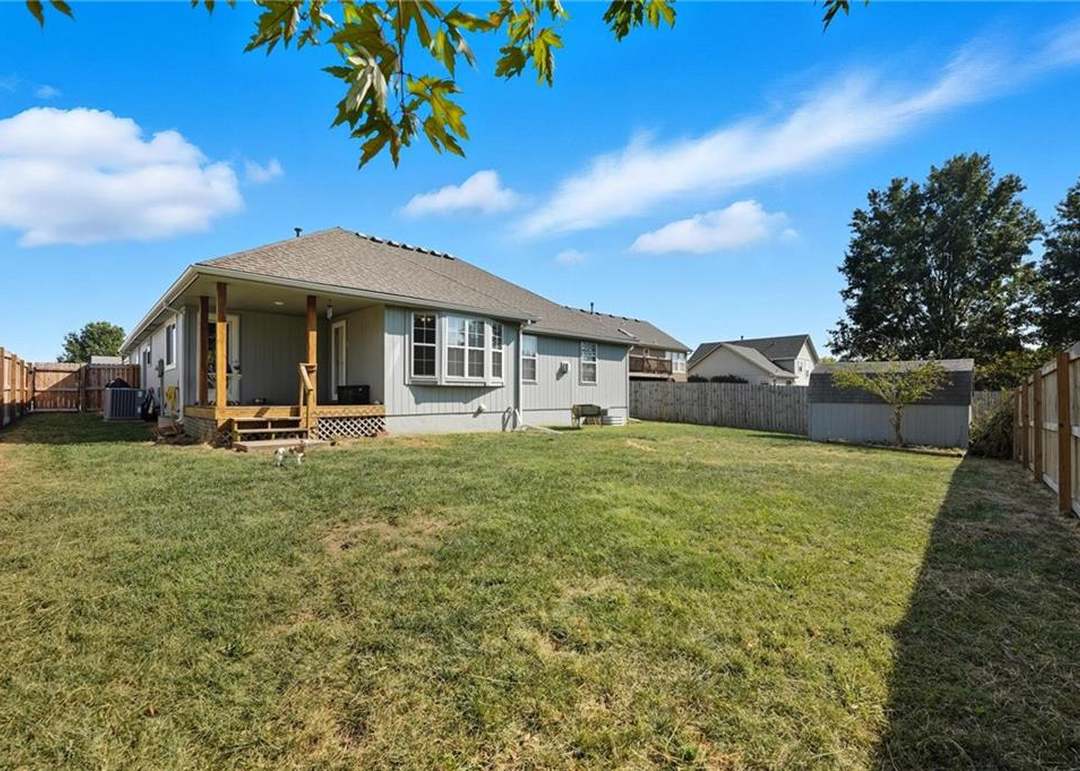 2237 NE Maybrook Drive — photo 31