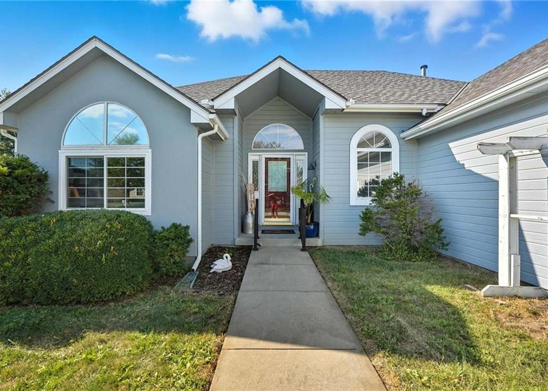 2237 NE Maybrook Drive — photo 32