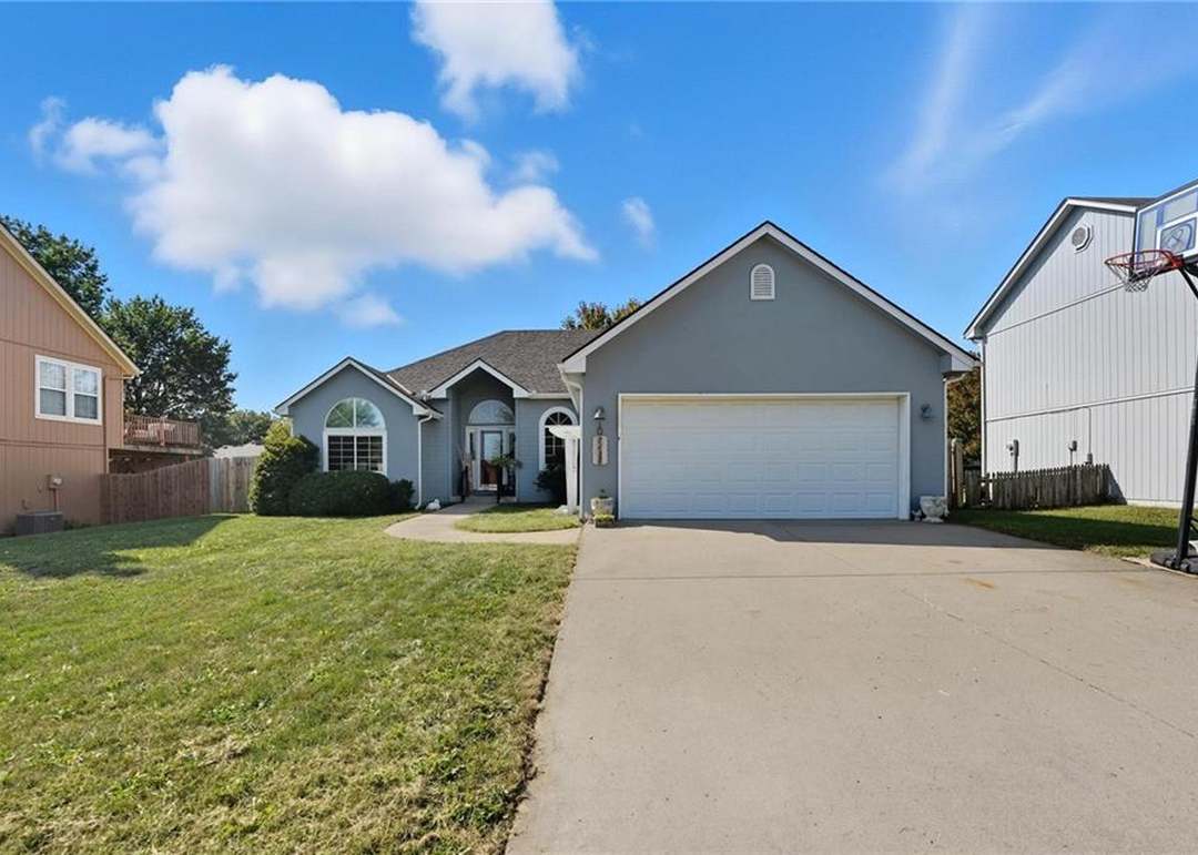 2237 NE Maybrook Drive — photo 33