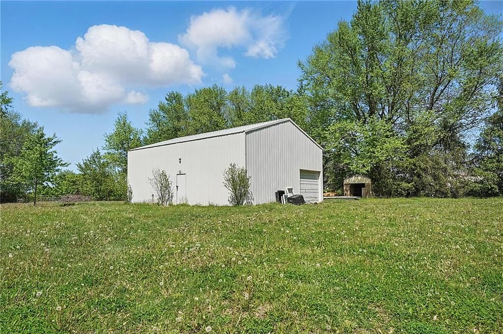 2250 Whipple Road — photo 23