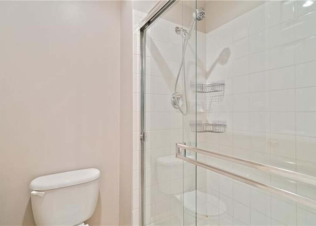 22603 W 73rd Street — photo 5