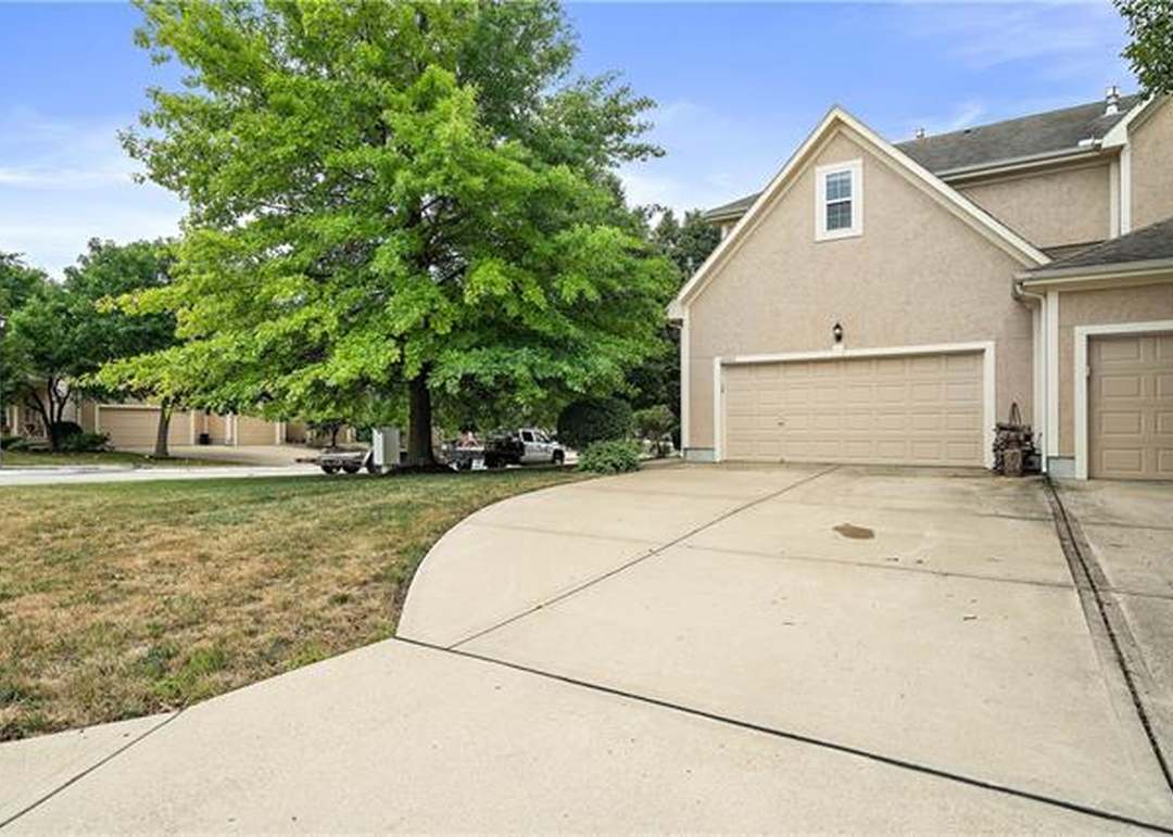 22603 W 73rd Street — photo 44
