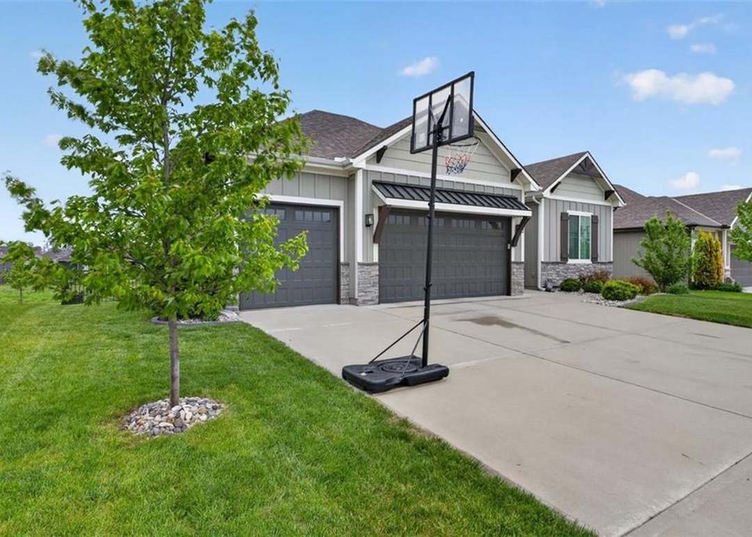 227 SW Eagles Ridge Drive SW — photo 8