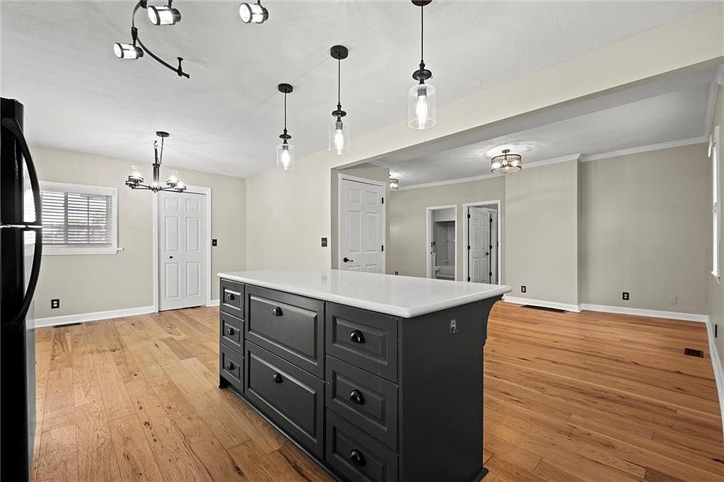 229 Park Avenue — photo 10