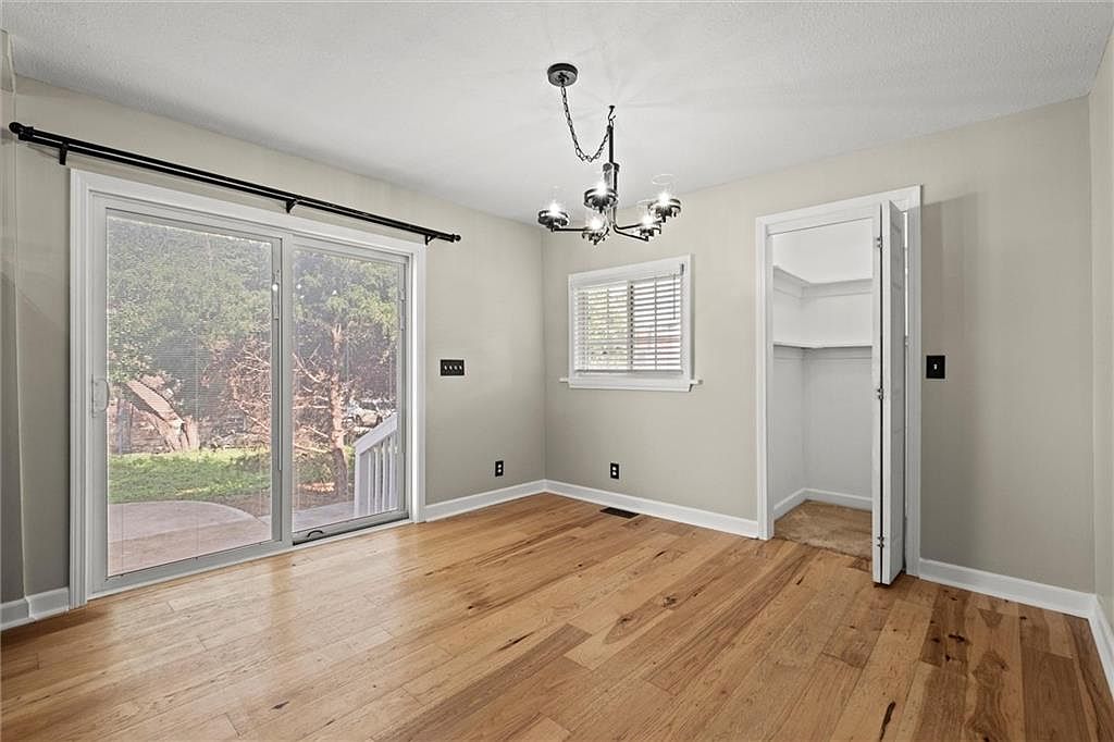 229 Park Avenue — photo 11