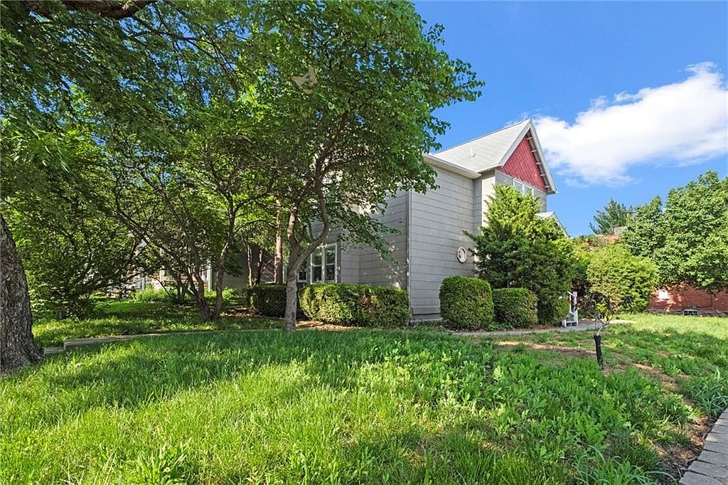 229 Park Avenue — photo 29