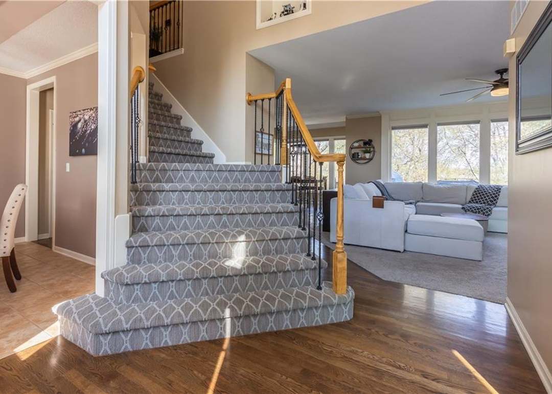 23110 W 46th Terrace — photo 9