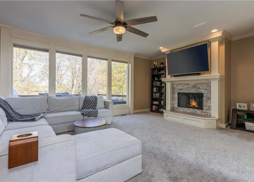 23110 W 46th Terrace — photo 15