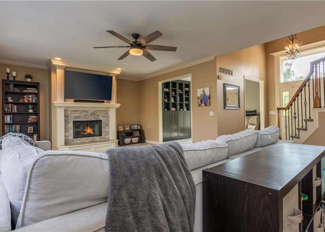 23110 W 46th Terrace — photo 16