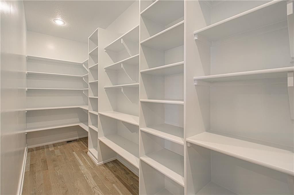 2318 Larkspur Lane — photo 16