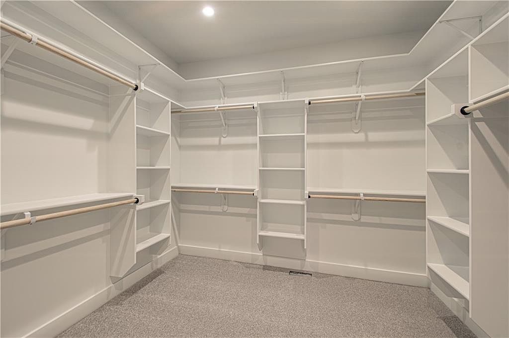 2318 Larkspur Lane — photo 24