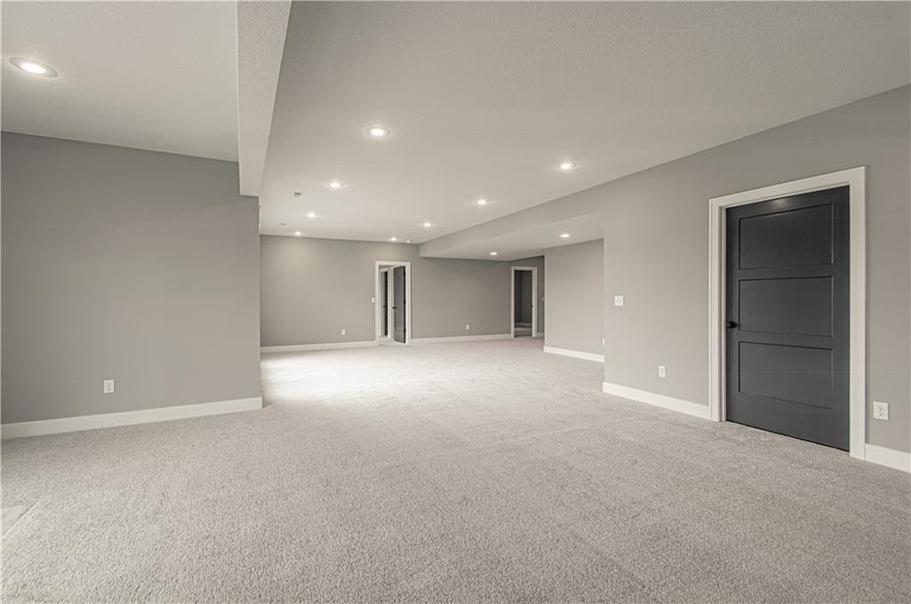 2318 Larkspur Lane — photo 32
