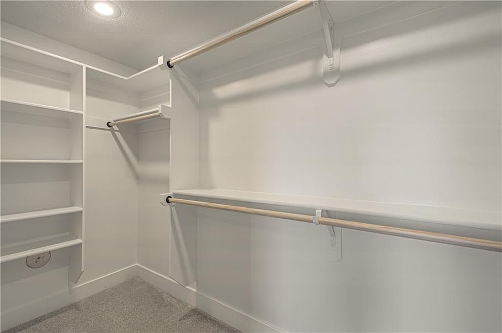 2318 Larkspur Lane — photo 35