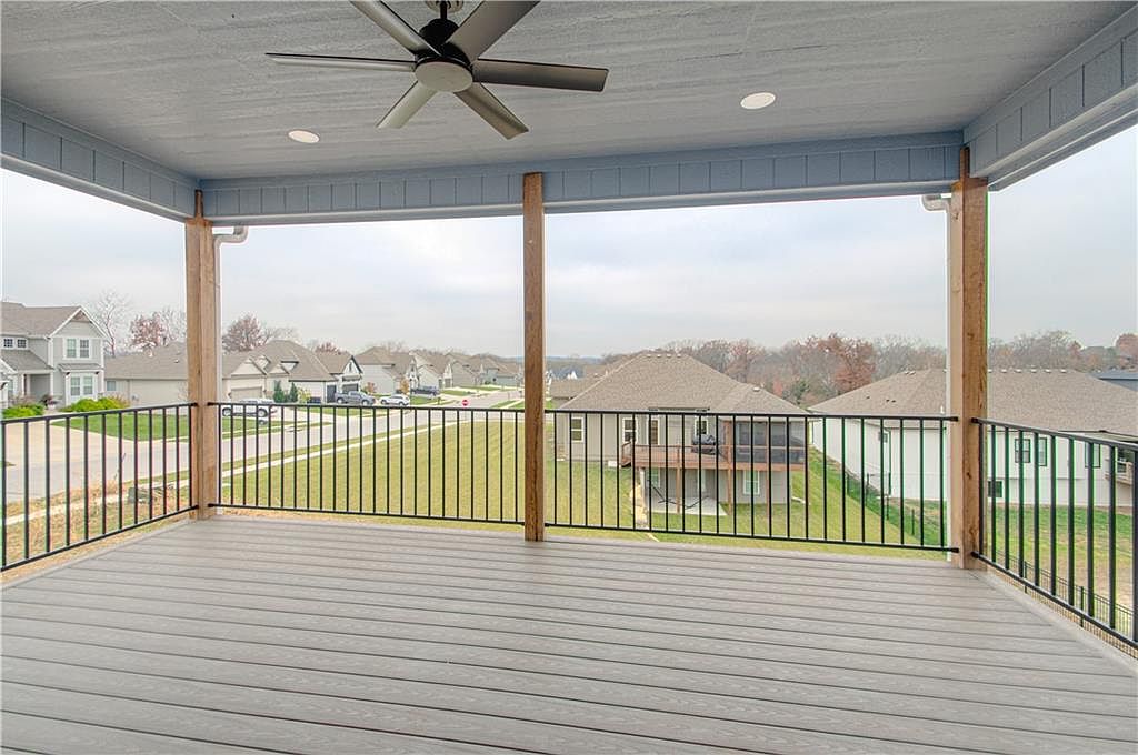 2318 Larkspur Lane — photo 42