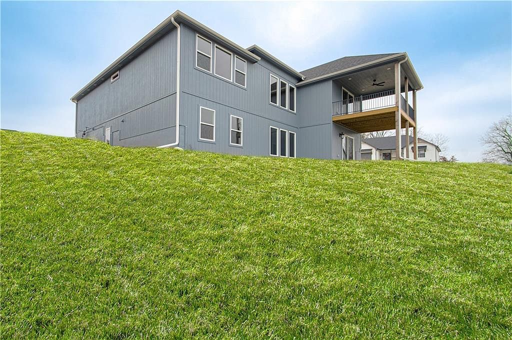 2318 Larkspur Lane — photo 43