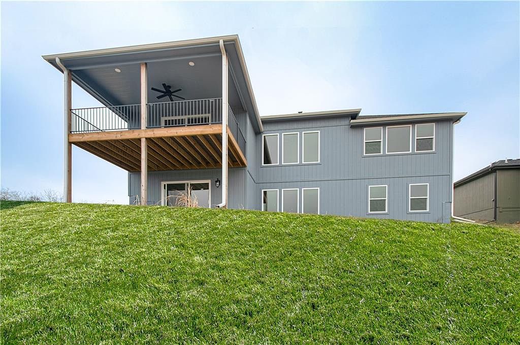 2318 Larkspur Lane — photo 44