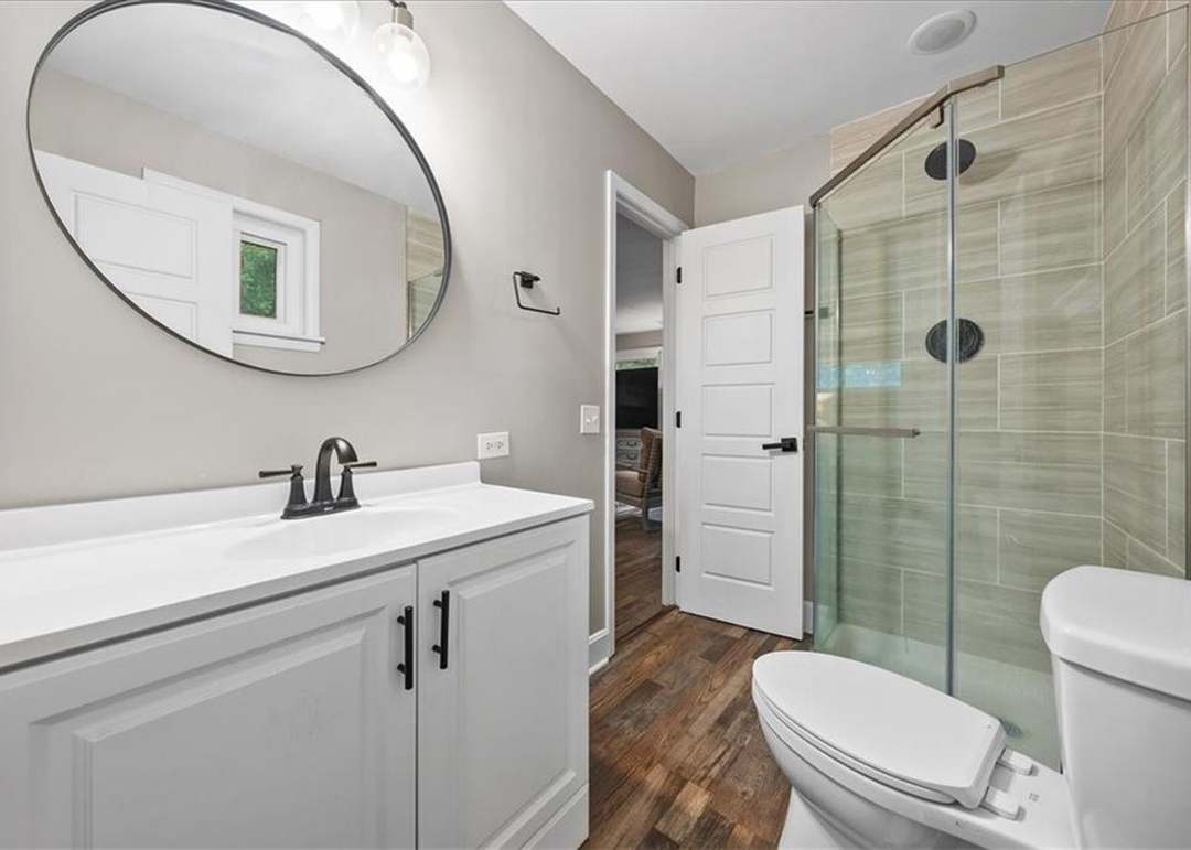 2318 W 77th Street — photo 17