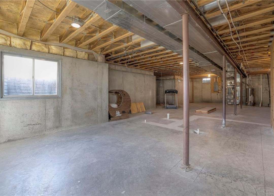 2322 W Johnston Street — photo 16