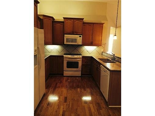 23307 W 71ST TERRACE — photo 9
