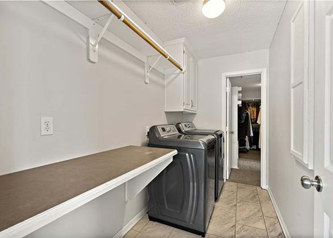 23309 W 45th Terrace — photo 7