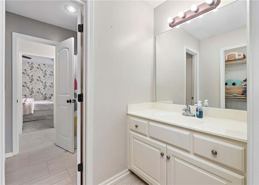 23857 W 124th Court — photo 4