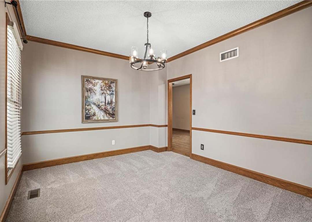 2409 SW Emerald Creek Place — photo 6