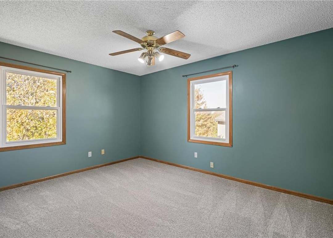 2409 SW Emerald Creek Place — photo 32
