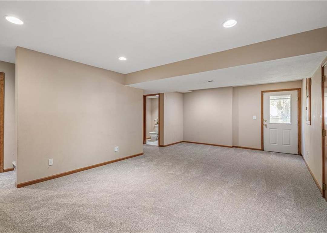 2409 SW Emerald Creek Place — photo 34