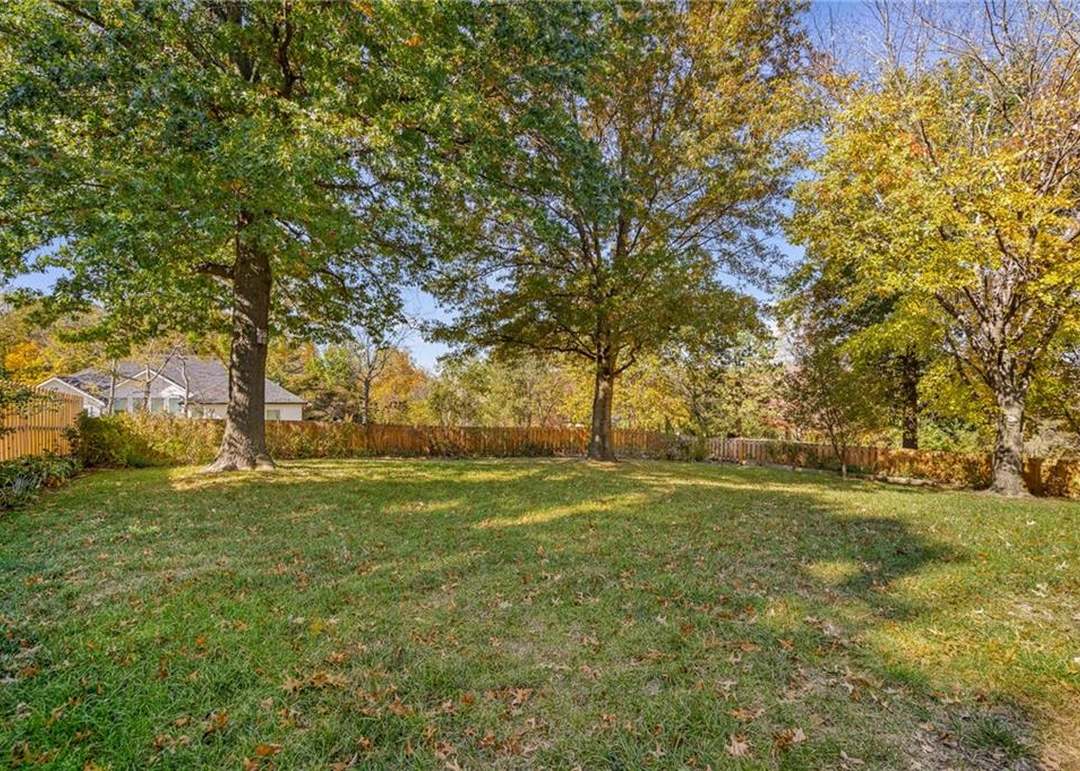 2409 SW Emerald Creek Place — photo 42