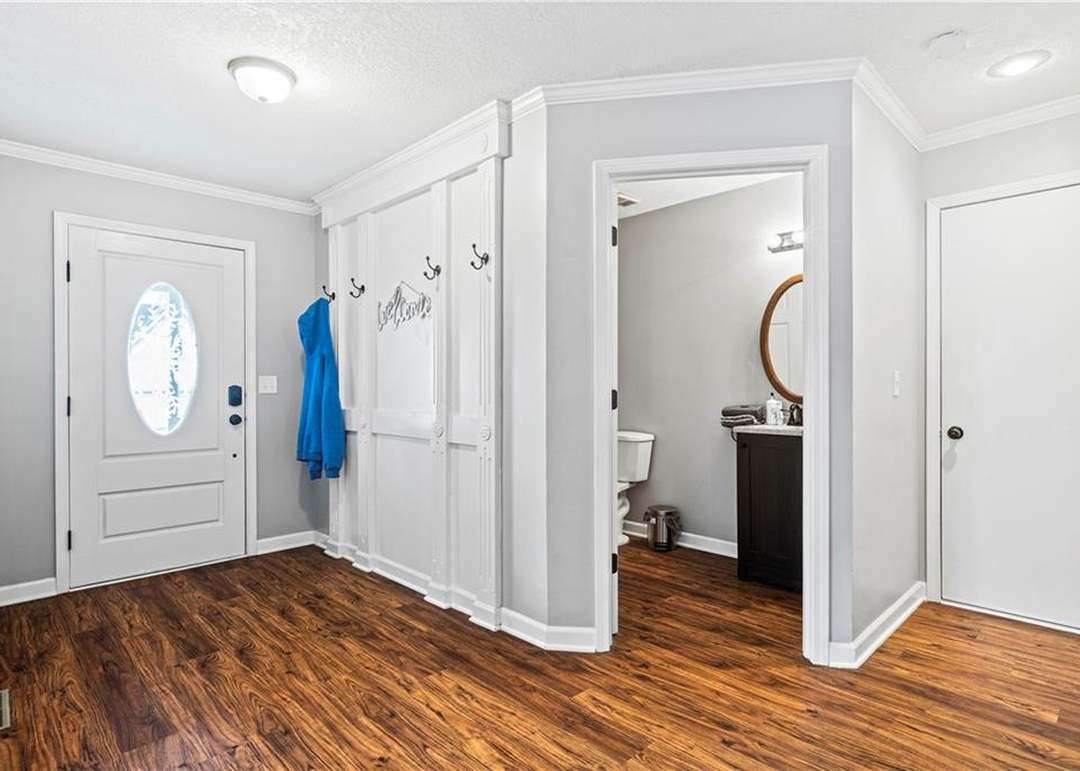 2431 S Seminole Drive — photo 8