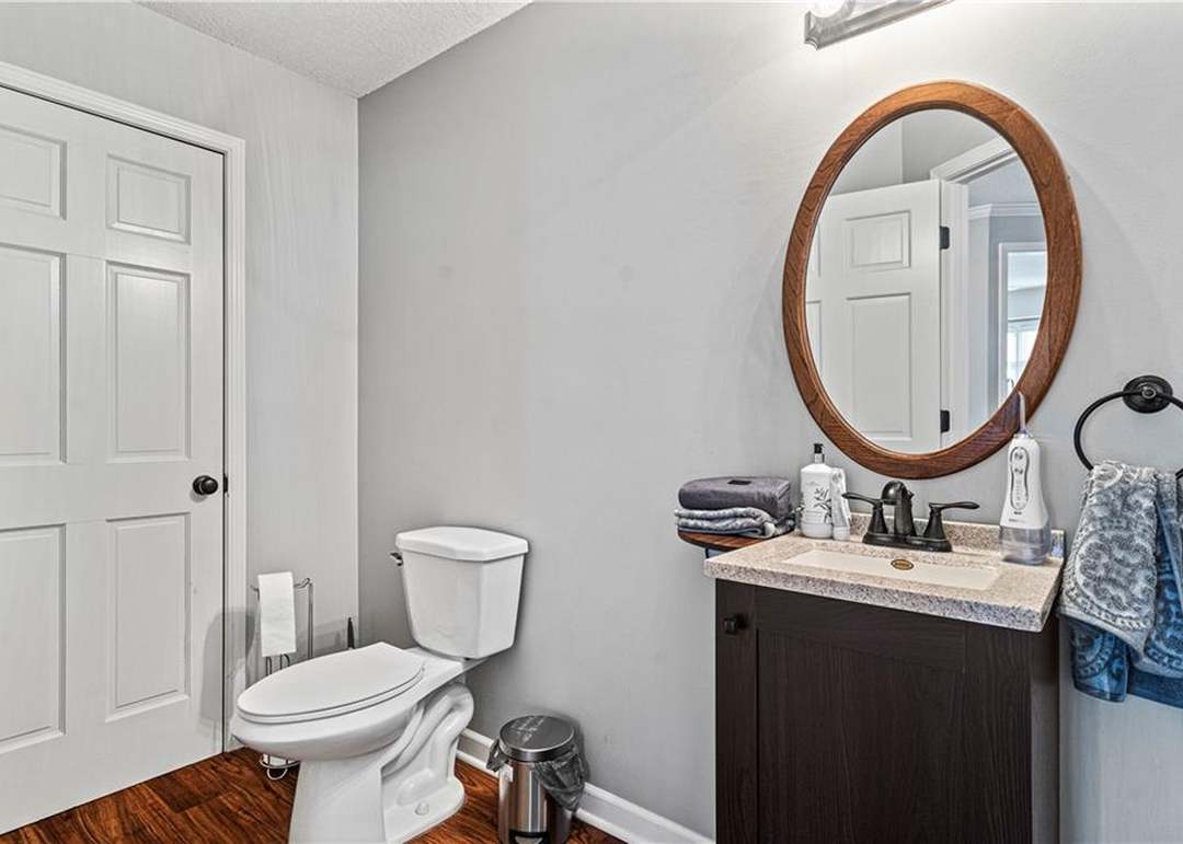 2431 S Seminole Drive — photo 10