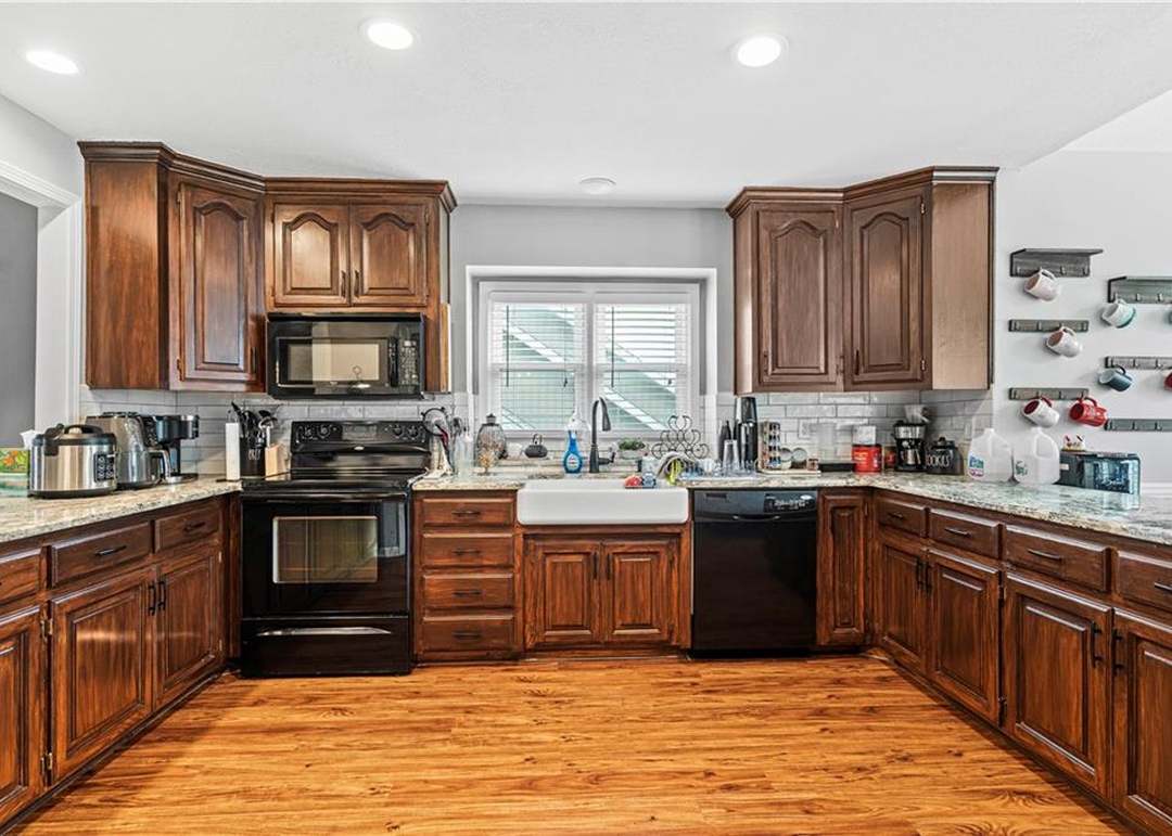 2431 S Seminole Drive — photo 12