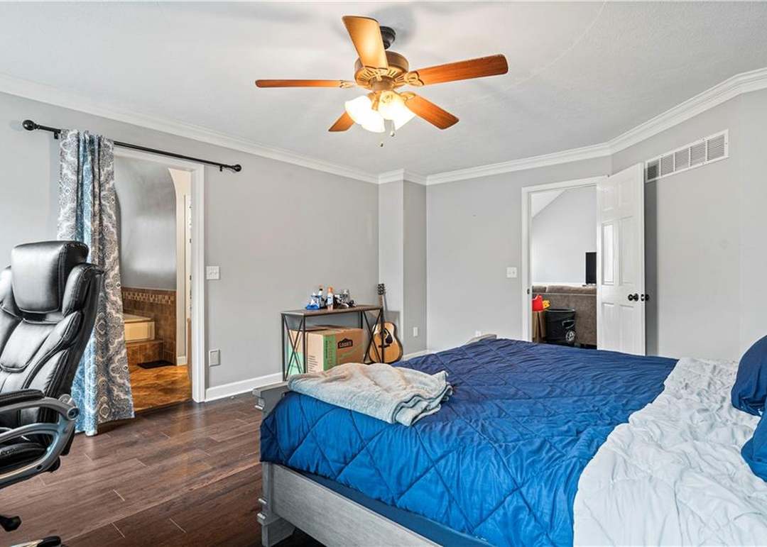 2431 S Seminole Drive — photo 22
