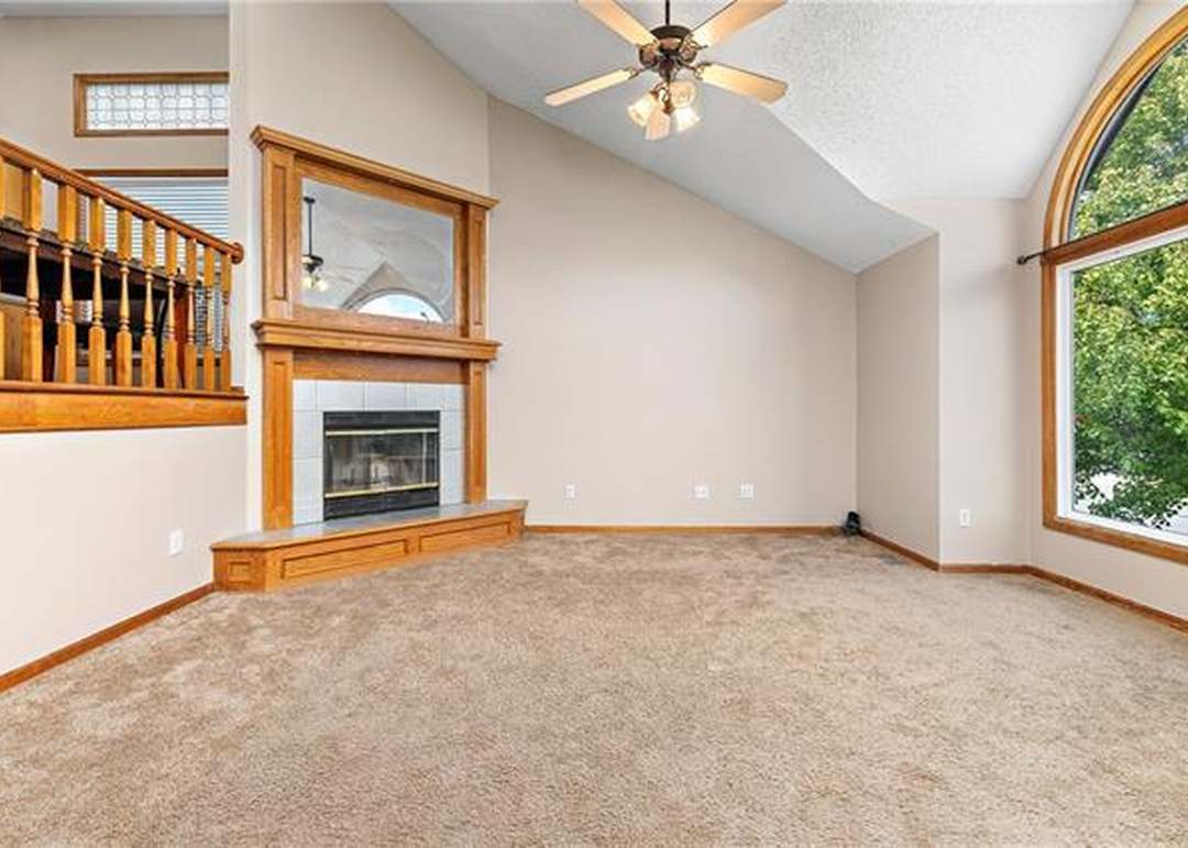 249 W COLLEEN Drive — photo 13