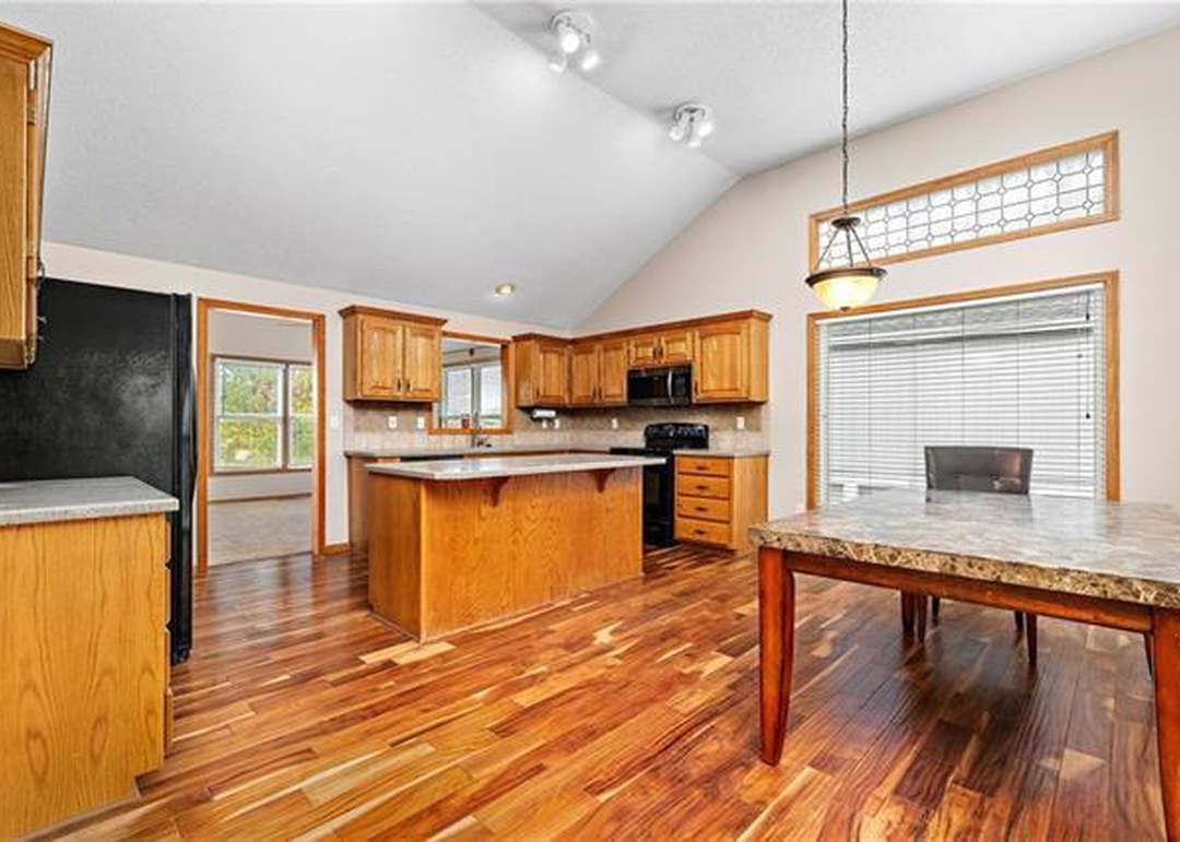 249 W COLLEEN Drive — photo 14