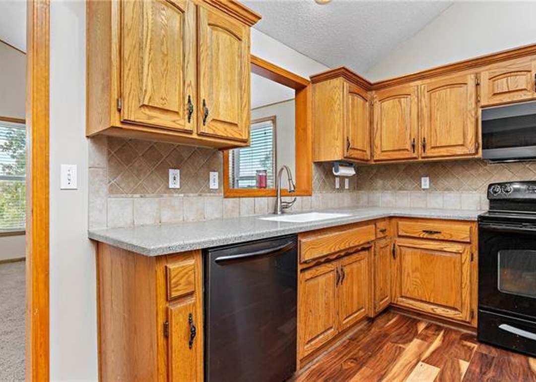249 W COLLEEN Drive — photo 19