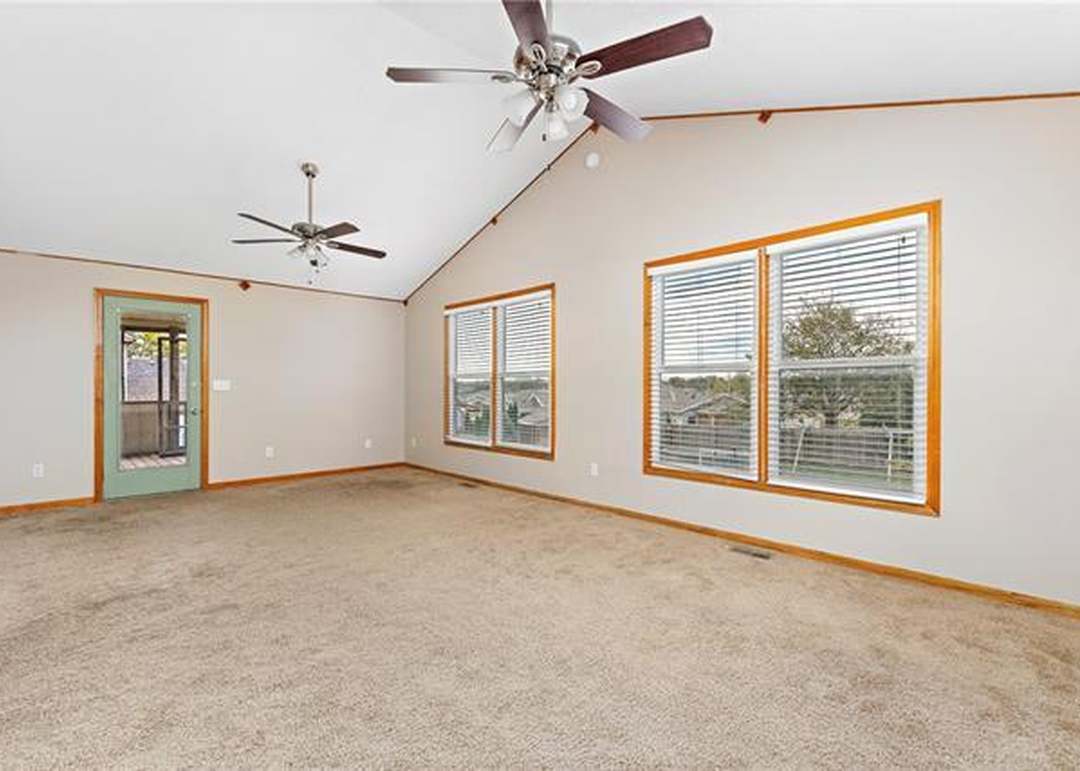 249 W COLLEEN Drive — photo 20