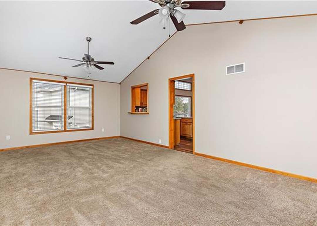 249 W COLLEEN Drive — photo 22