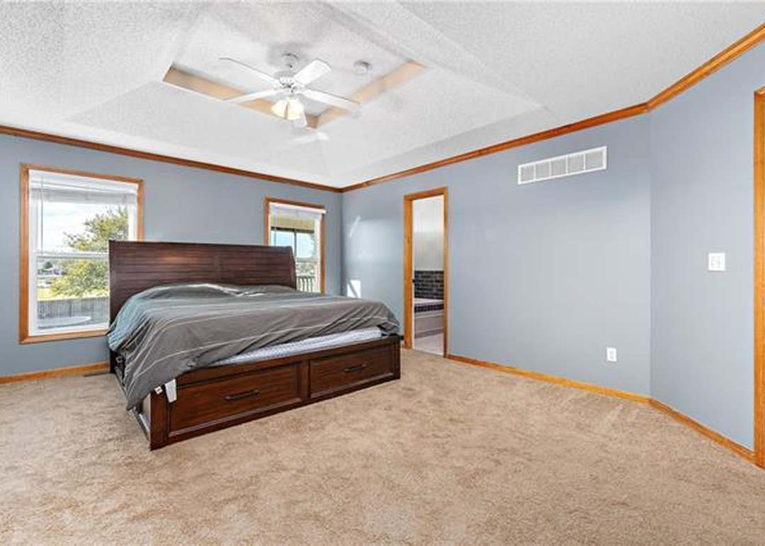 249 W COLLEEN Drive — photo 27