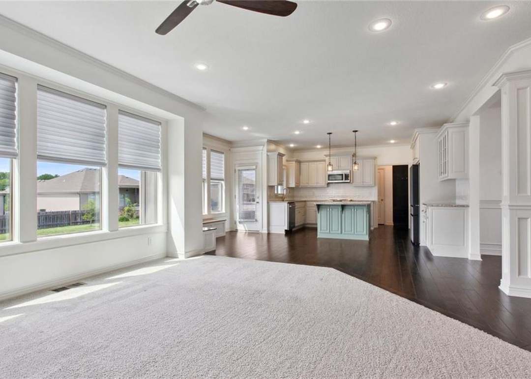 2504 SW Hickory Lane — photo 6