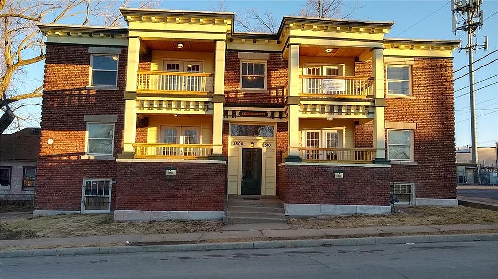 2508 E 30th Street — photo 1